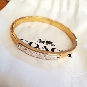❌SOLD❌Coach Gold bracelet - brand new without tags
